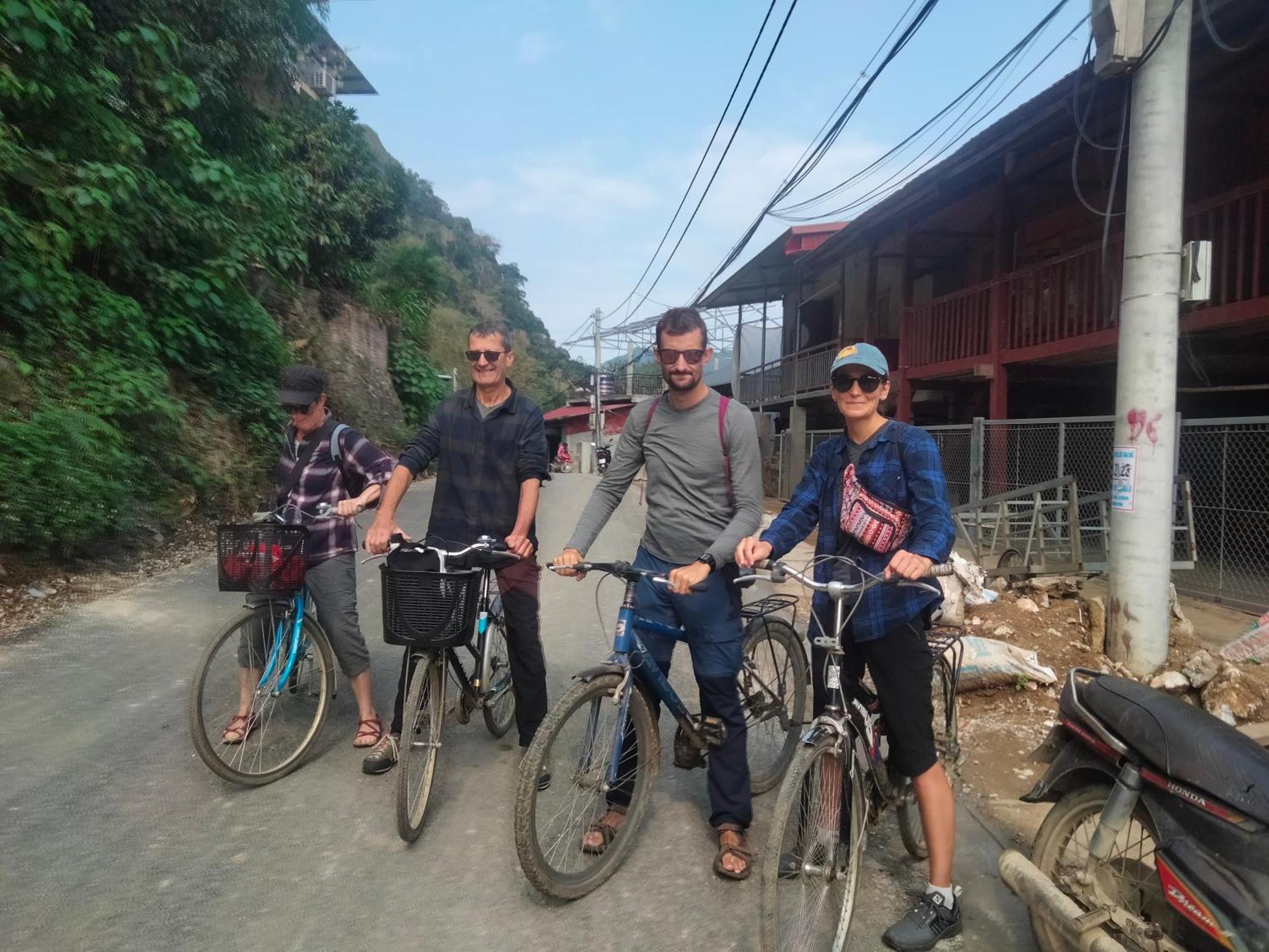 Tran Xuan Homestay Ba Be Экстерьер фото