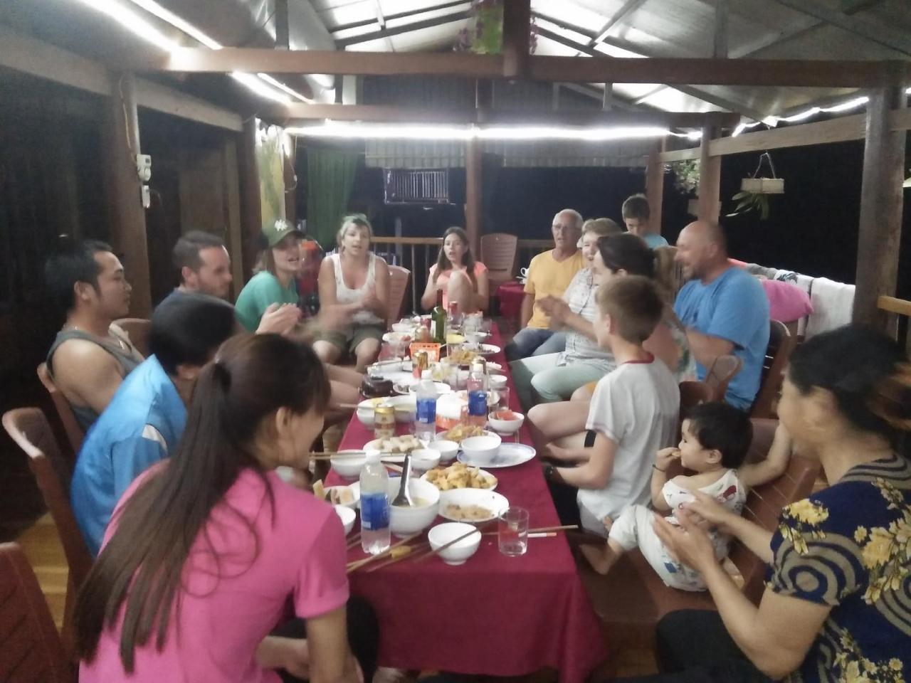 Tran Xuan Homestay Ba Be Экстерьер фото