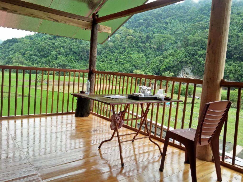 Tran Xuan Homestay Ba Be Экстерьер фото